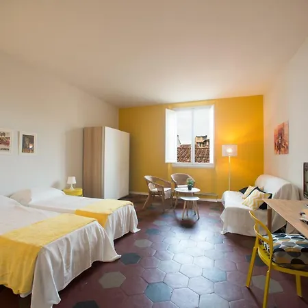 Oasis Guest house *