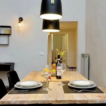 Apartment 31 Borgo Allegri