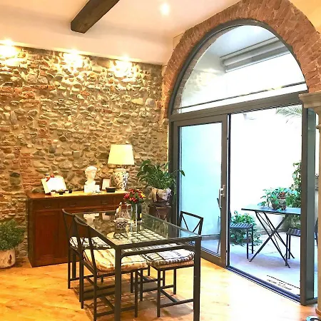 Little Patio Apartment