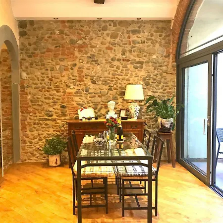 Little Patio * Florence