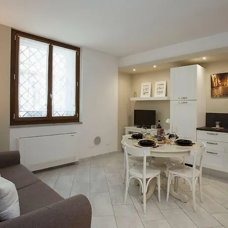 Tessitori Palace - Luxury Center * Florence