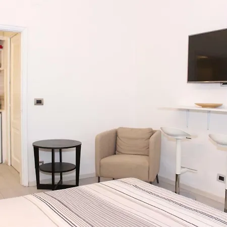Art Ponte Vecchio Apartment