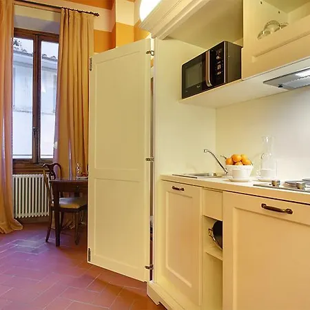 One World Apartments Hotel