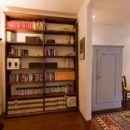 Grand Piano Apartment Florence