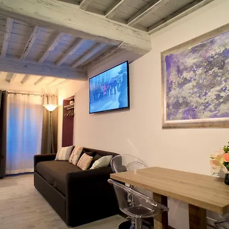 Giulietta - Brand New Flat In Santa Maria Novella * Florence