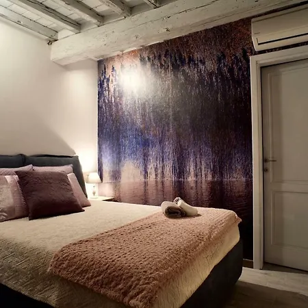 Giulietta - Brand New Flat In Santa Maria Novella * Florence