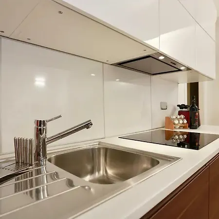 Opera 19 Luxury Apartamento