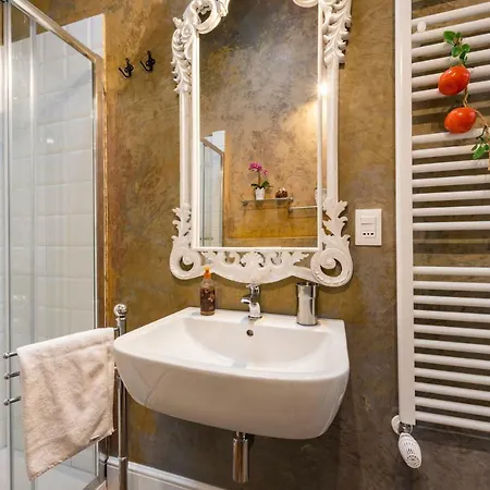 58 Via Guelfa Appartement *
