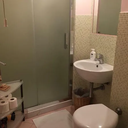 53 Via Faenza Apartment
