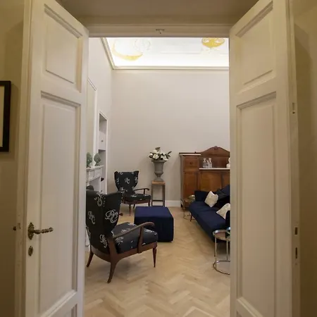 Apartment Historical Luxury House Florence