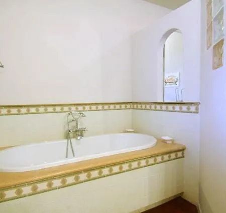 Guest house Style