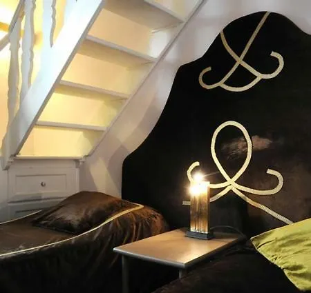 Style Guest house *