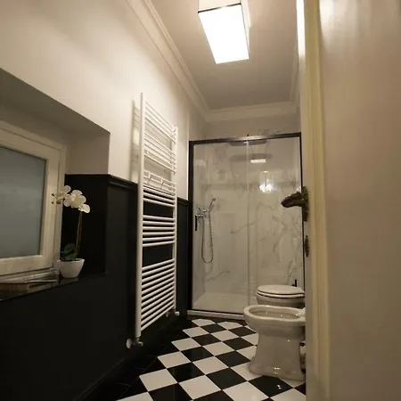 Historical Luxury House Apartment *