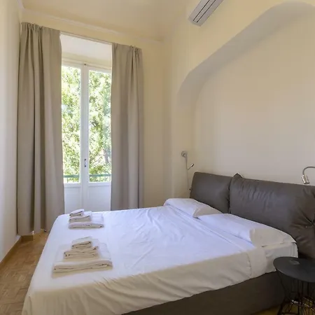 Apartment Elegance In Santa Maria Novella