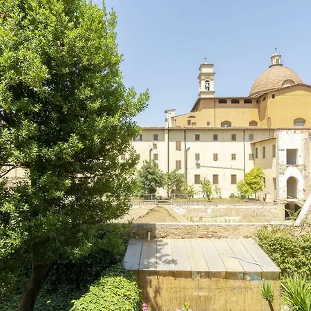 Apartment Elegance In Santa Maria Novella