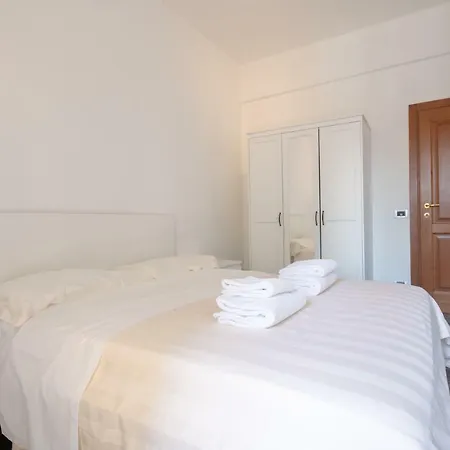 Novoli 4 Bedrooms By Mmega *