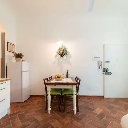 Le Rose Di Leonardo - Antica Dimora Apartment *