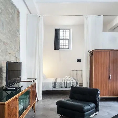 Laundry Apartment
