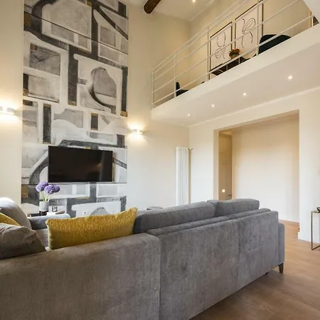 Porta Rossa Exclusive Apartment *