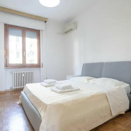 Apartment Novoli 4 Bedrooms By Mmega