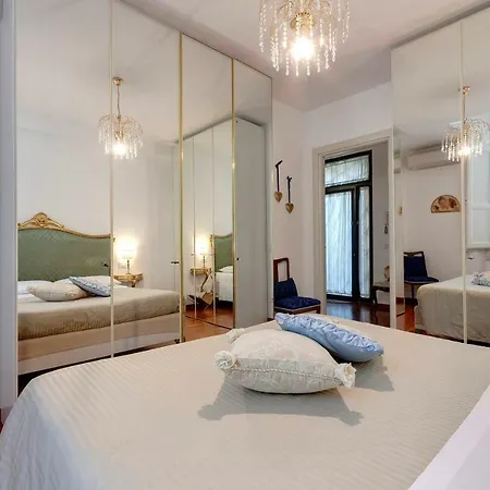 Antinori Apartment *