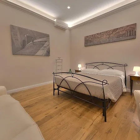 Medici Chapels Apartment
