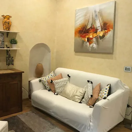 Little Patio Apartment *