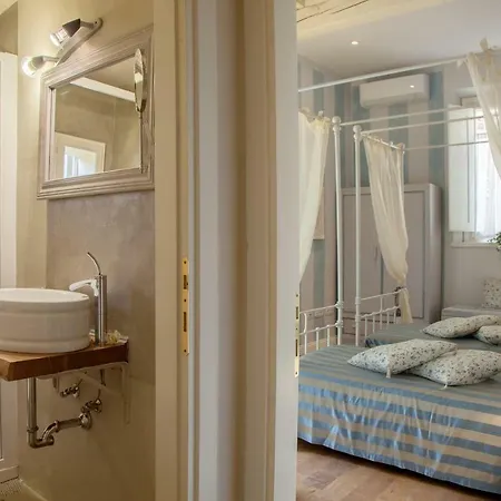 Apartment Renaissance Florence