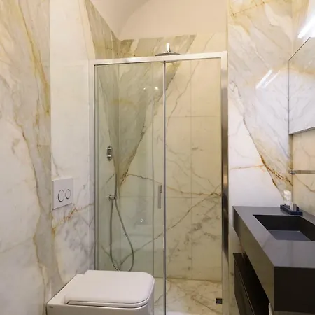 Leopardi Luxury Maison With Garden And Jacuzzi: 10 People Florence