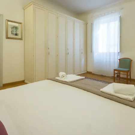 Paolo And Carlotta's Apartment *