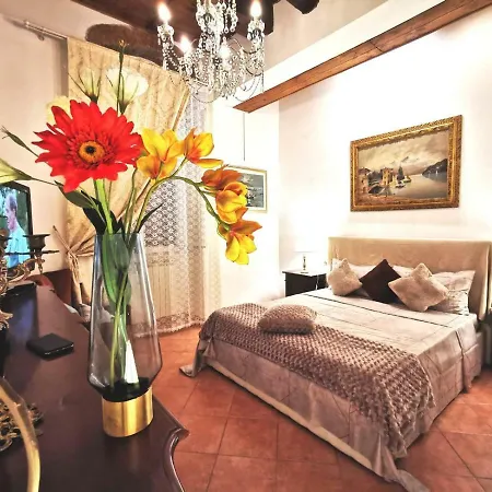 Apartamento Borgo Ognissanti And Charming Location Florencia
