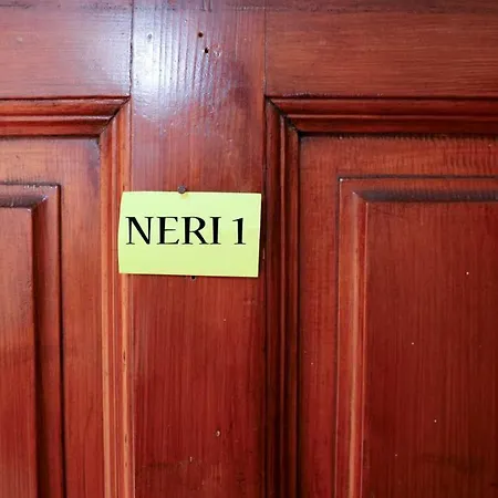 Neri 1 Apartment *