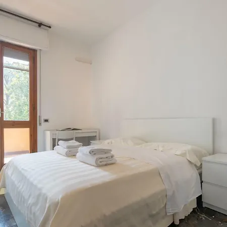 Novoli 4 Bedrooms By Mmega Apartment Florence