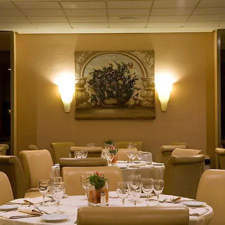 Nh Hotel 4*