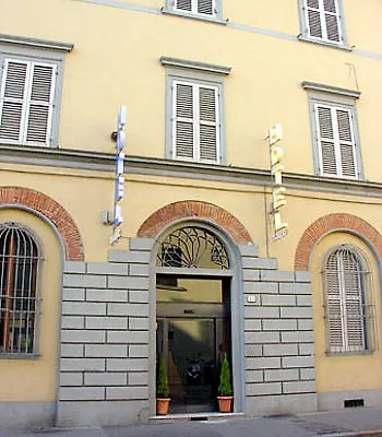 Ξενοδοχείο D'azeglio