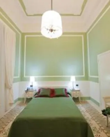 Palazzo Lombardo Bed & Breakfast 2*