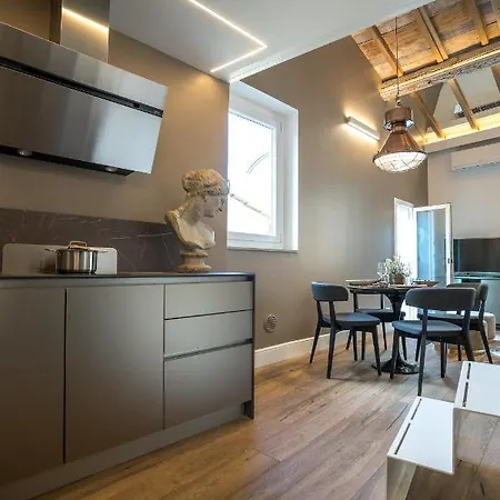 Olive Loft * Florence