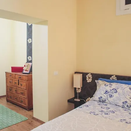 Secret Garden Apartment