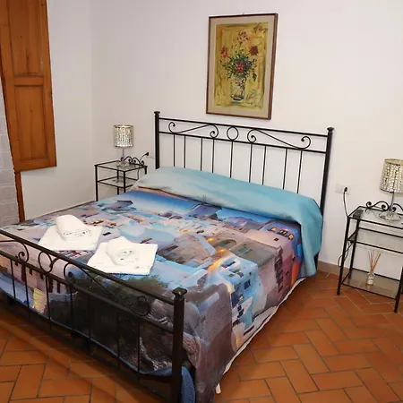 Neri 1 Apartment *