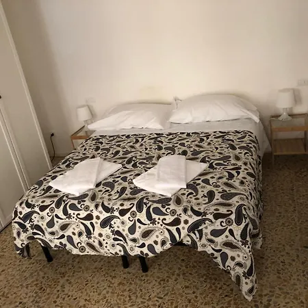 Via Dei Servi 6