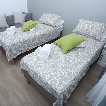 Residenza Leone Bed & Breakfast Florence