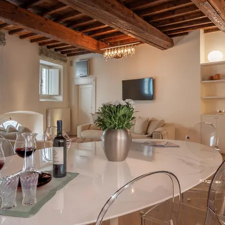 Casa Colonna Ricci Apartment