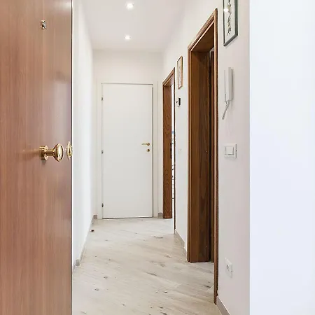Pisana Apartment
