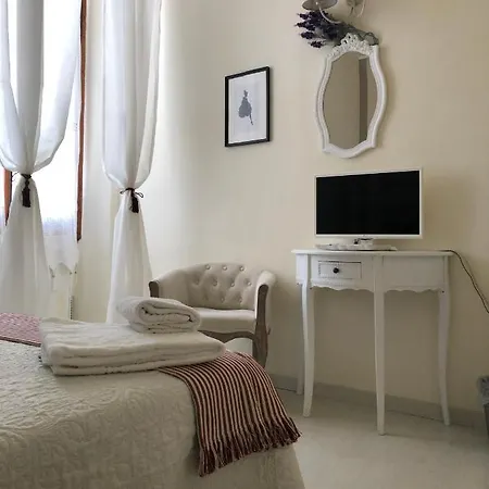 Aura House Guest house Florence