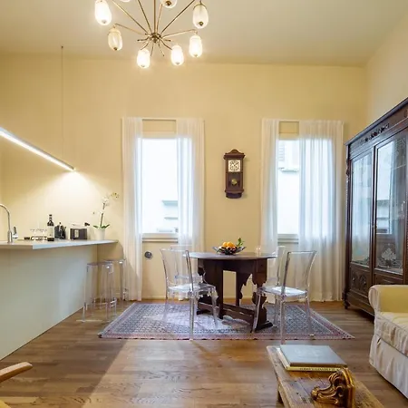 Uffizi Prestige By Mmega * Florence