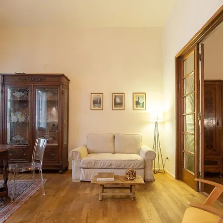 Uffizi Prestige By Mmega Apartment *