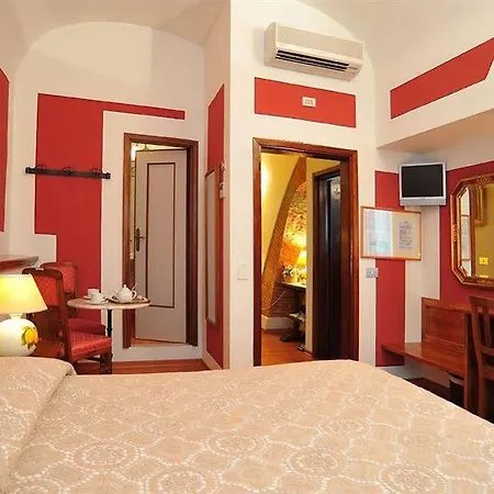 Albion Hotel 3*