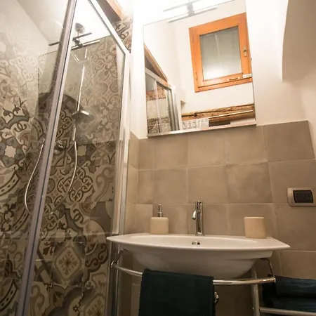 Lungarno Cellini Apartment Florence