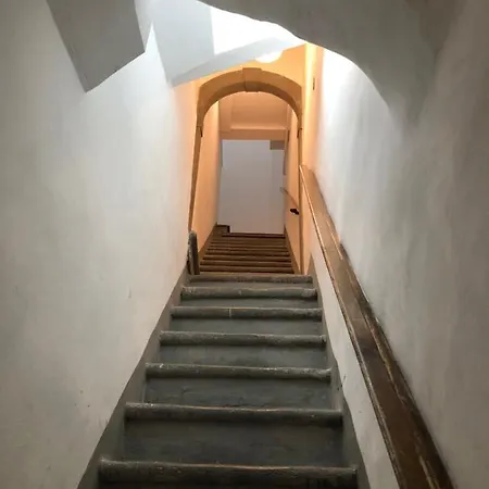 Via Dei Servi 6 Appartamento *