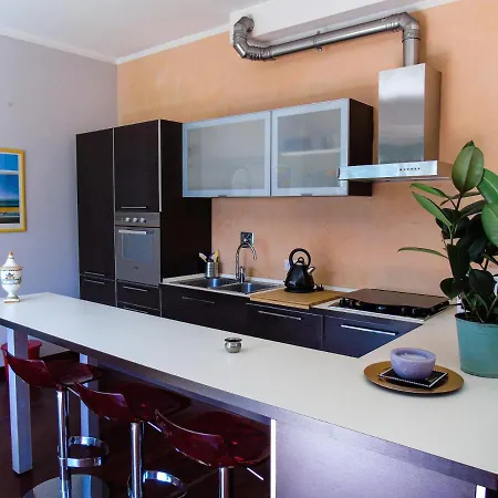 Francesca House Apartmán